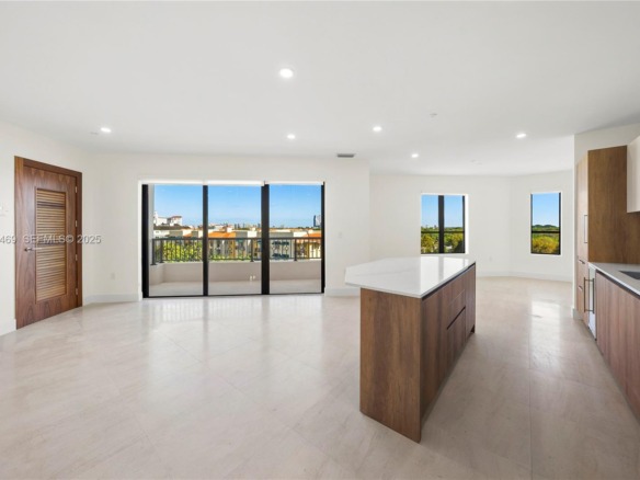 701 Valencia Ave # 403, Coral Gables FL 33134 — #A11801469