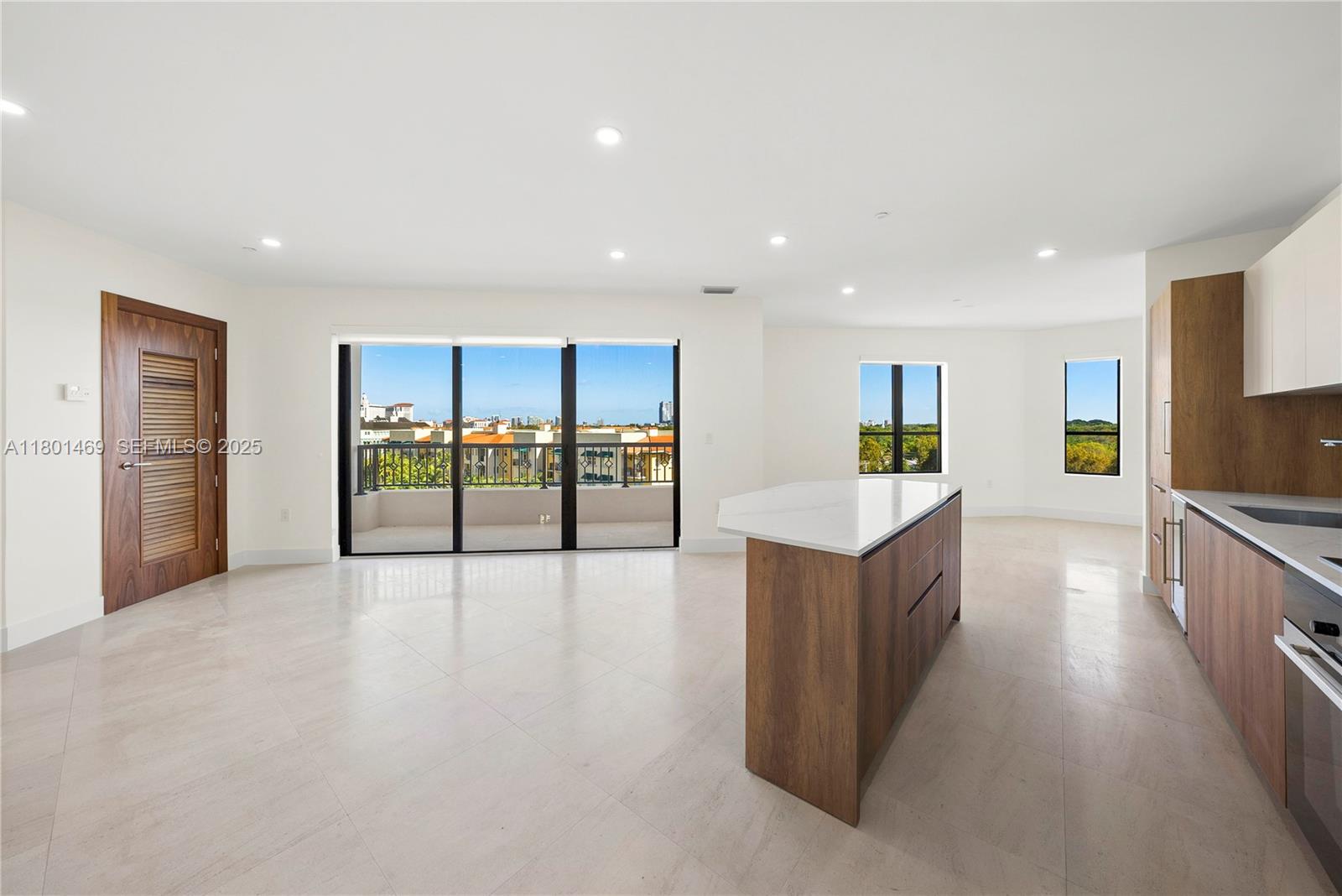 84b12bae-4880 701 Valencia Ave # 403, Coral Gables FL 33134 — #A11801469