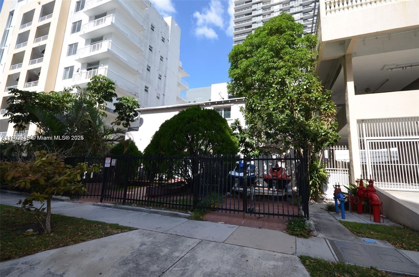 437 NE 30th St, Miami FL 33137 — #A11803248