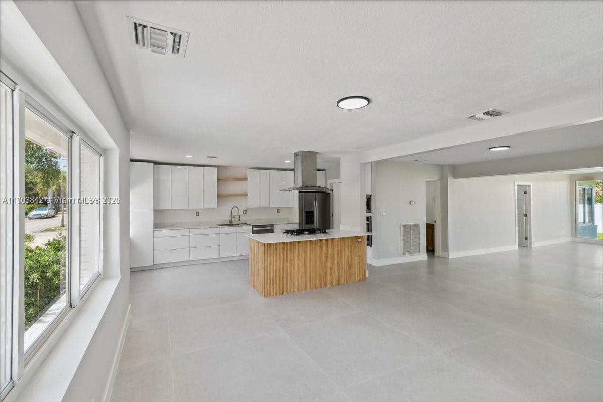84b12bae-4929 1459 Jefferson St, Hollywood FL 33020 — #A11803842