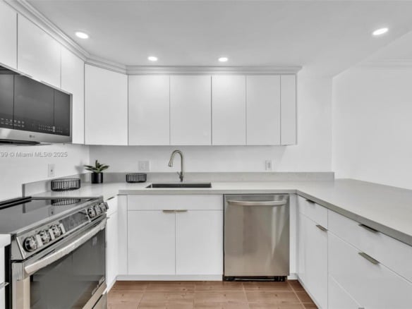 2801 NE 183rd St # 1703W, Aventura FL 33160 — #A11805799