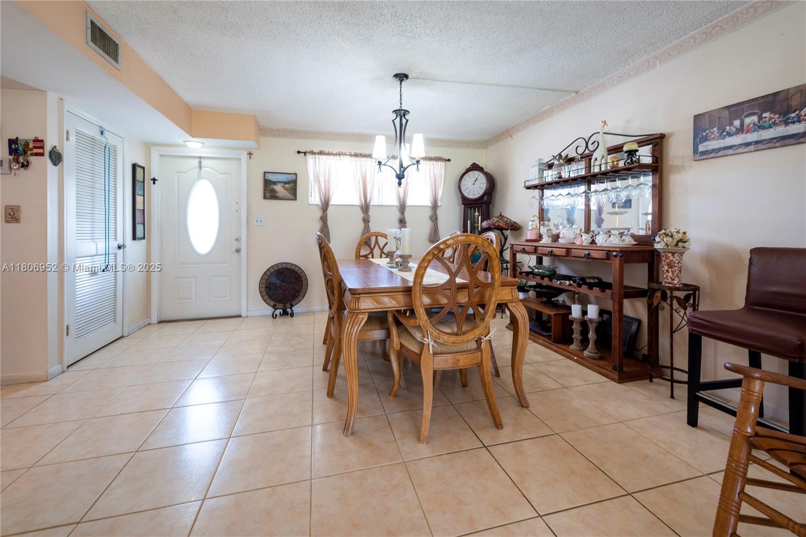 84b12bae-4989 9823 S Hollybrook Lake Dr # 105, Pembroke Pines FL 33025 — #A11806952