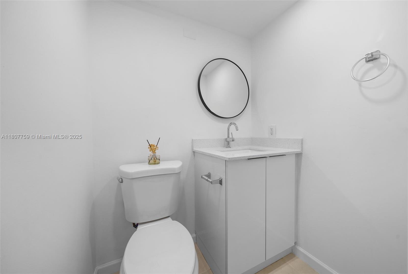 84b12bae-5014 4222 Inverrary Blvd # 4211, Lauderhill FL 33319 — #A11807759