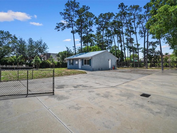4736 Lake Worth Rd, Green Acres FL 33463 — #A11807840