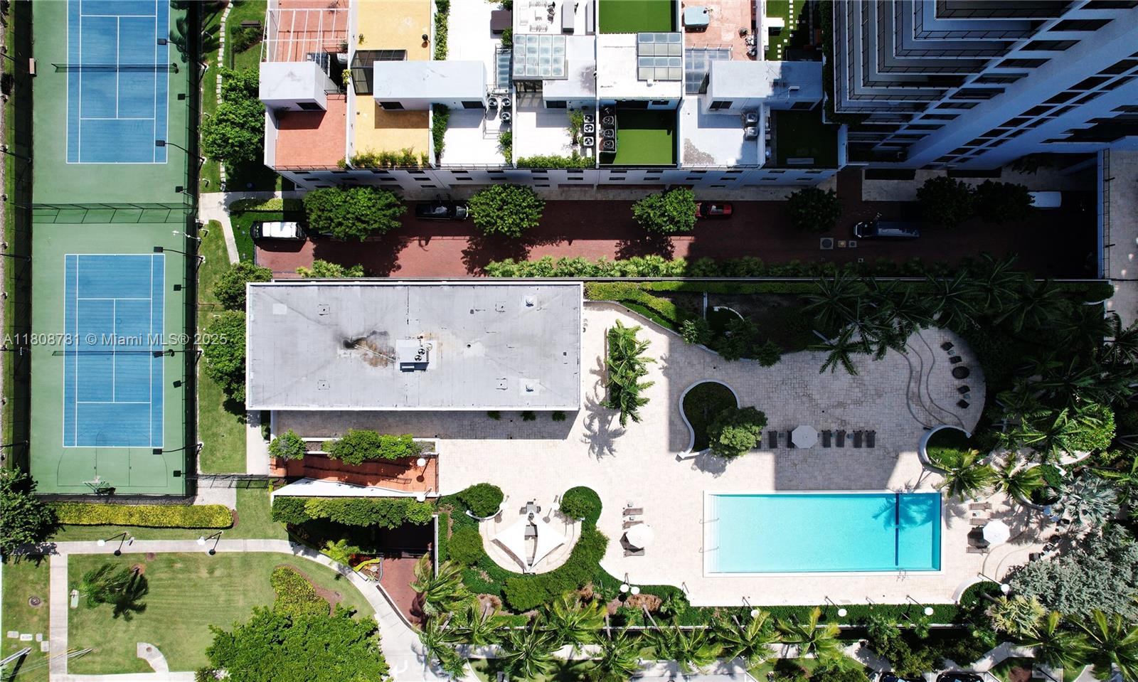 default 1000 Venetian Way # 114, Miami FL 33139 — #A11808781