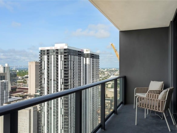 601 NE 1st St # 3907, Miami FL 33132 — #A11809872