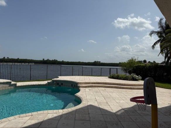 1418 Lantana Dr, Weston FL 33326 — #A11811539
