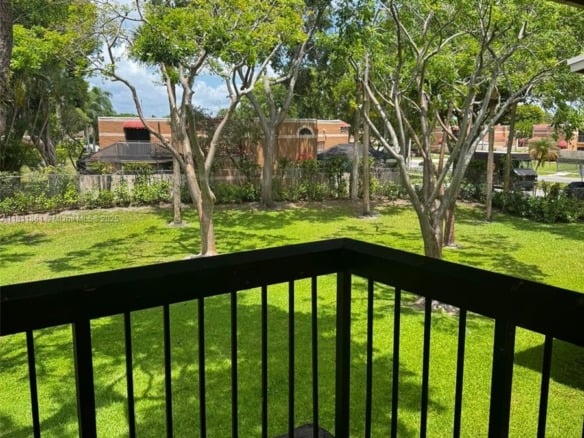 6023 10th Ave N # 215, Green Acres FL 33463 — #A11811861