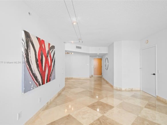 21055 Yacht Club Dr # 2104, Aventura FL 33180 — #A11812777