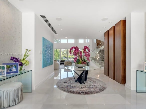 420 Island Dr, Key Biscayne FL 33149 — #A11812864