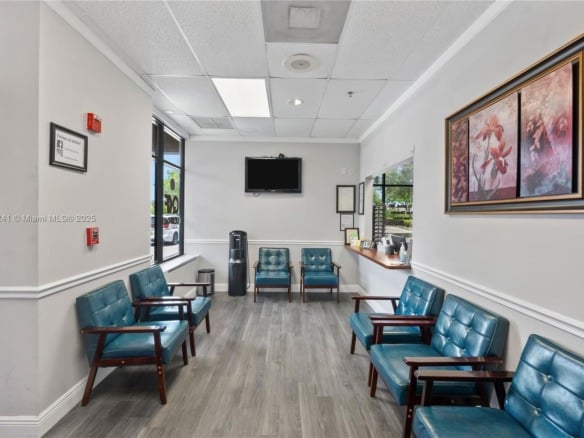 4301 S Flamingo Rd, Davie FL 33330 — #A11814241