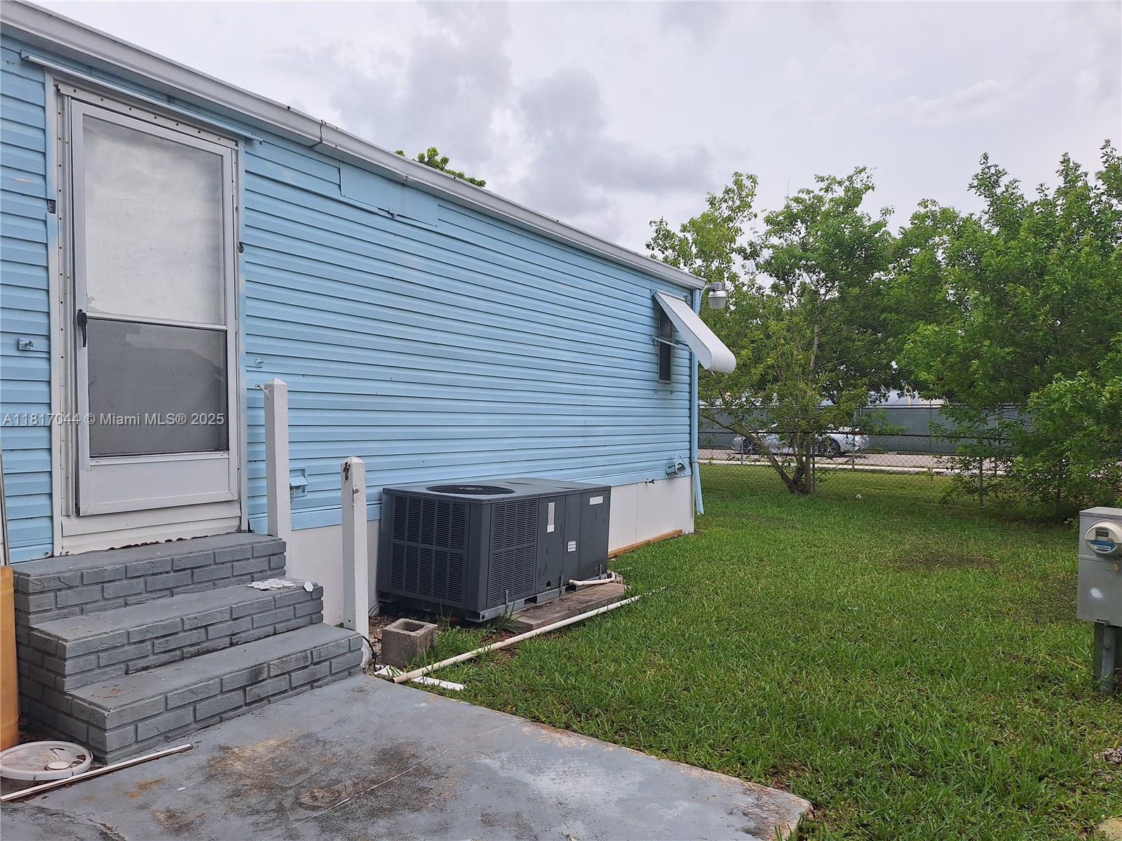 84b12bae-5220 35303 SW 180th Ave Lot 347, Homestead FL 33034 — #A11817044