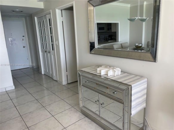5601 Collins # 1210, Miami Beach FL 33140 — #A11818768