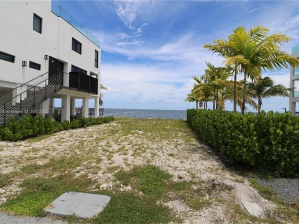 94825 Overseas Hwy #35, Key Largo FL 33037 — #A11819435