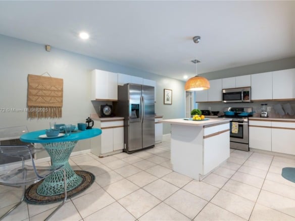 1122 S N St, Lake Worth FL 33460 — #A11819772