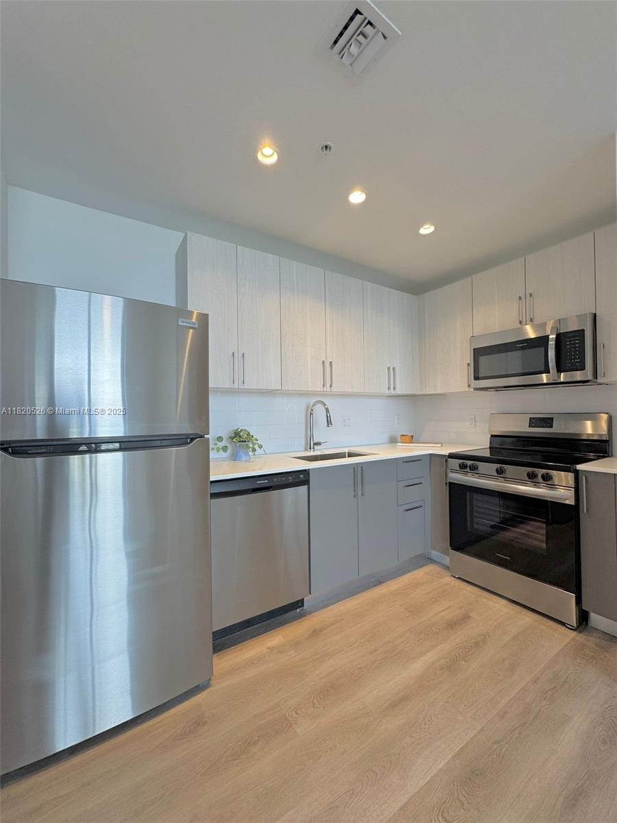 1642 NE 1st Ave # 2303, Miami FL 33132 — #A11820526