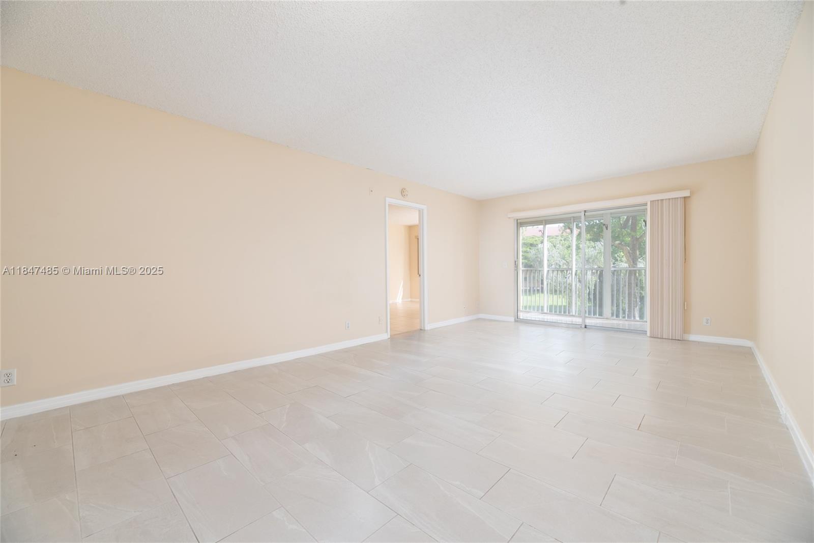 84b12bae-532 13000 SW 15th Ct # 206U, Pembroke Pines FL 33027 — #A11847485