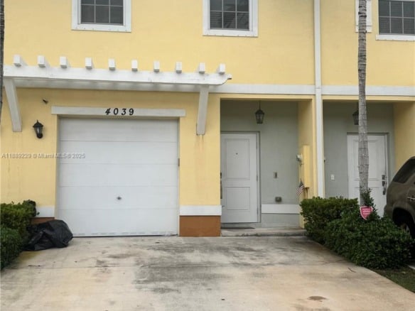 4039 NW 11th St, Lauderhill FL 33313 — #A11889229
