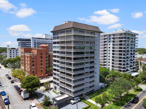 700 Coral Way # 5, Coral Gables FL 33134 — #A11823103