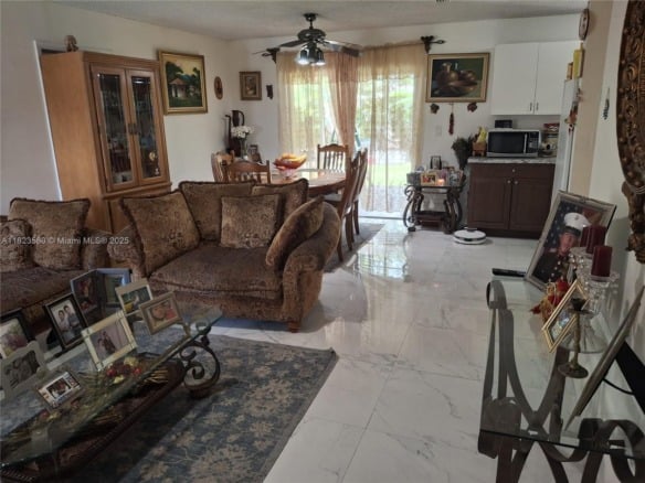 15724 SW 304th Ter, Homestead FL 33033 — #A11823580