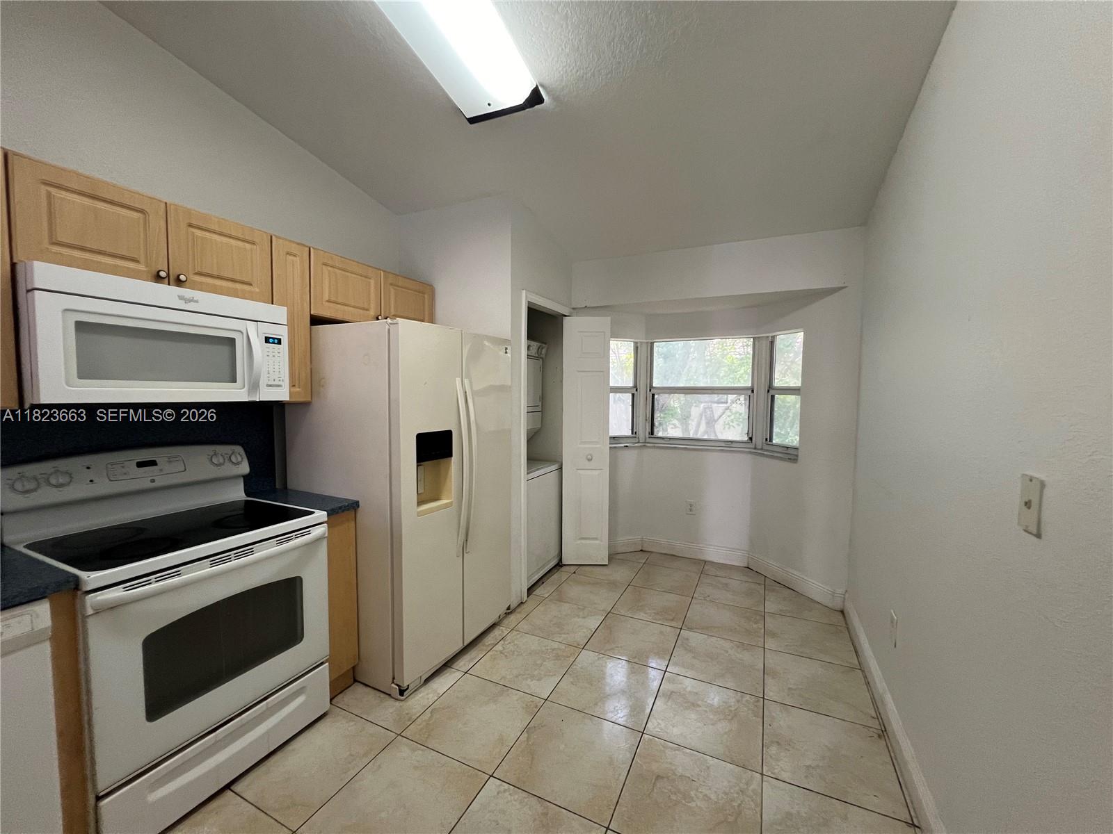84b12bae-5382 1250 SE 28th Ct # 203, Homestead FL 33035 — #A11823663