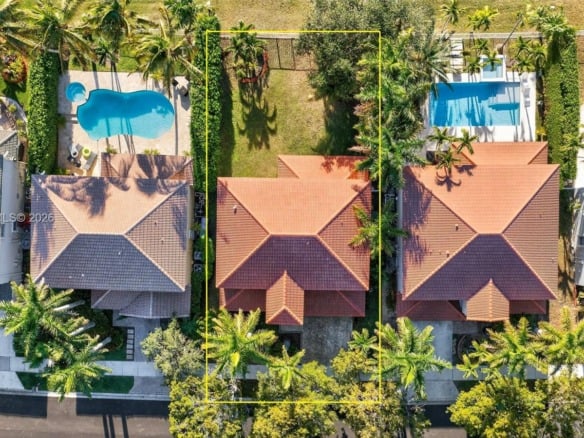1325 Chenille Cir, Weston FL 33327 — #A11824278
