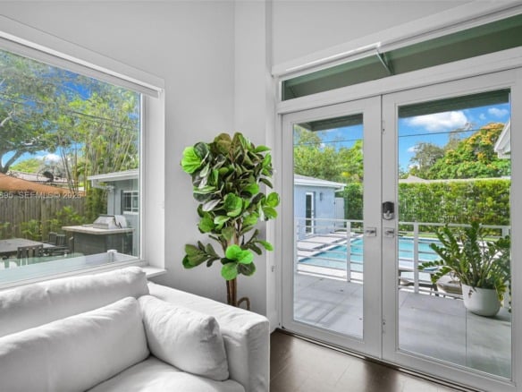 150 NE 50 # A, Miami FL 33137 — #A11824895