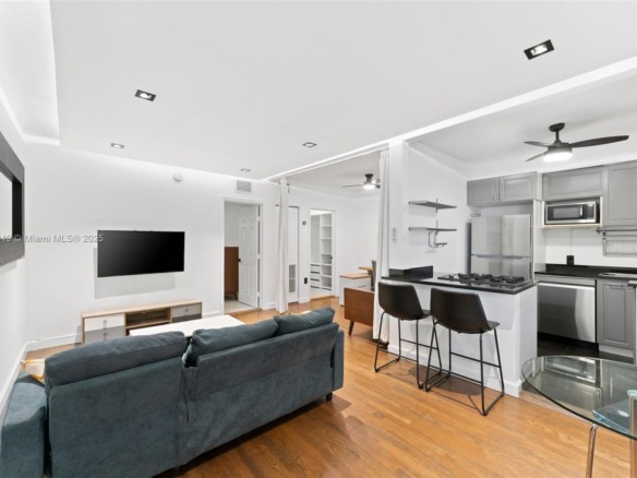 1515 WEST AVE # 9, Miami Beach FL 33139 — #A11899949