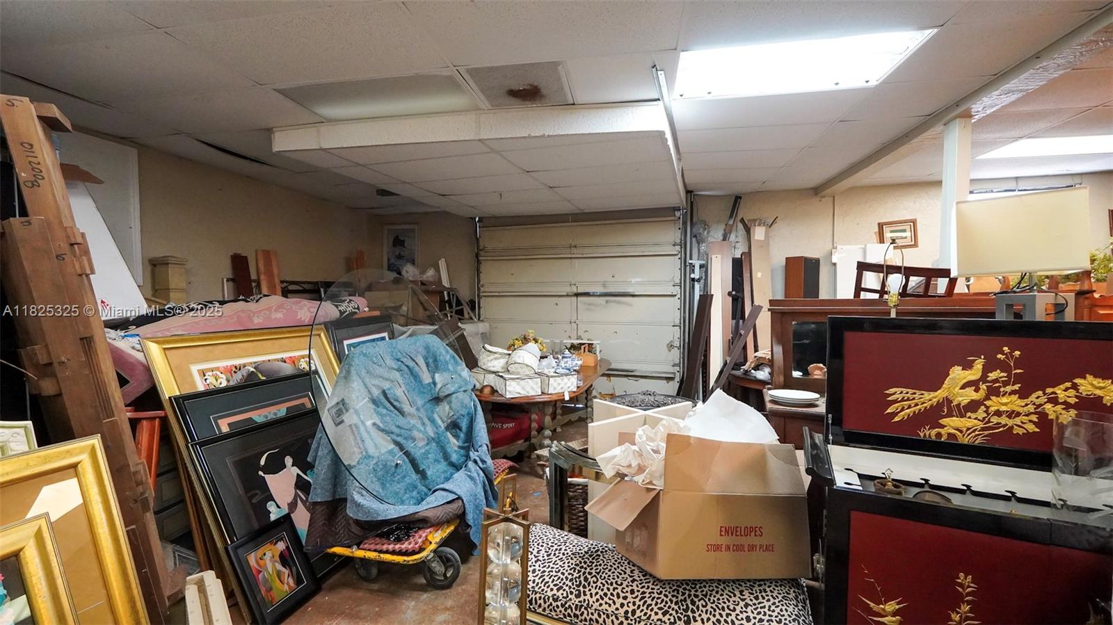 84b12bae-5412 4231 N Dixie Hwy, Oakland Park FL 33334 — #A11825325