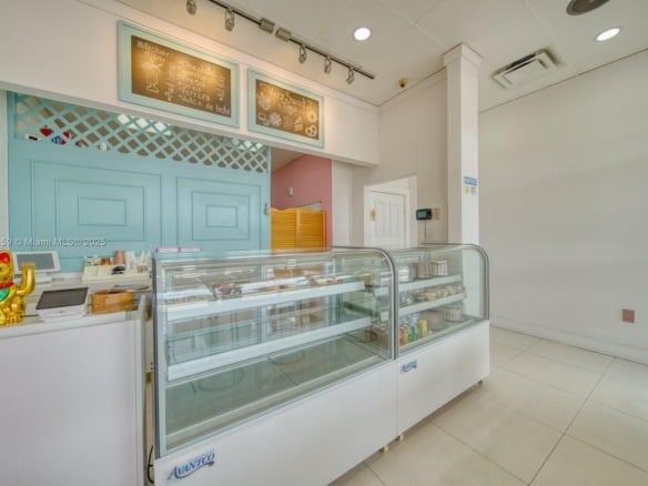 Bakery & Cafe For Sale On Bird Road, Kendall FL 33175 — #A11826159