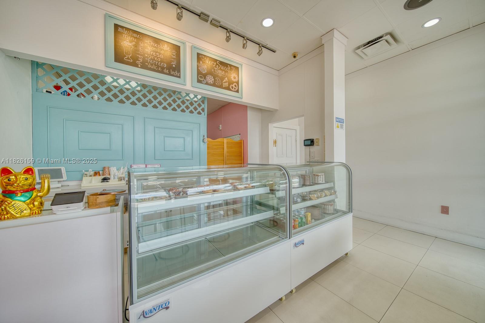 84b12bae-5433 Bakery & Cafe For Sale On Bird Road, Kendall FL 33175 — #A11826159