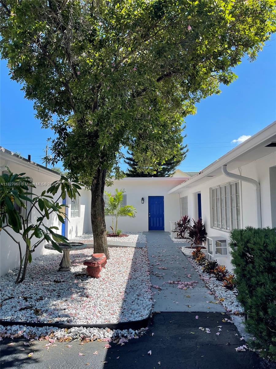 84b12bae-5477 1842 Madison St, Hollywood FL 33020 — #A11827960