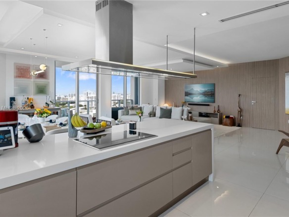17301 Biscayne Blvd # 2102, North Miami Beach FL 33160 — #A11828646