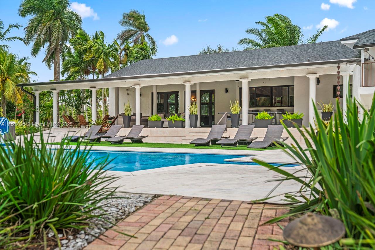 84b12bae-5521 14875 SW 212th St, Miami FL 33187 — #A11829626