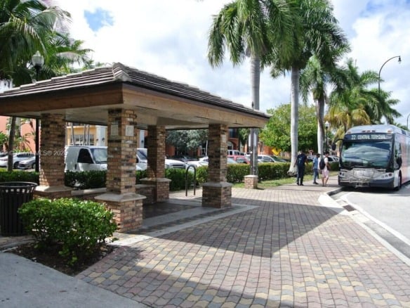 3800 W Broward Blvd, Plantation FL 33312 — #A11893932