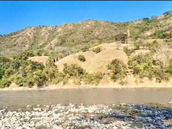 25 B Vereda La Higinia, Santa fe de Antioquia, Colombia, An 055417 — #A11830022