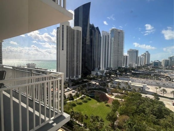 210 174th St # 2005, Sunny Isles Beach FL 33160 — #A11830148