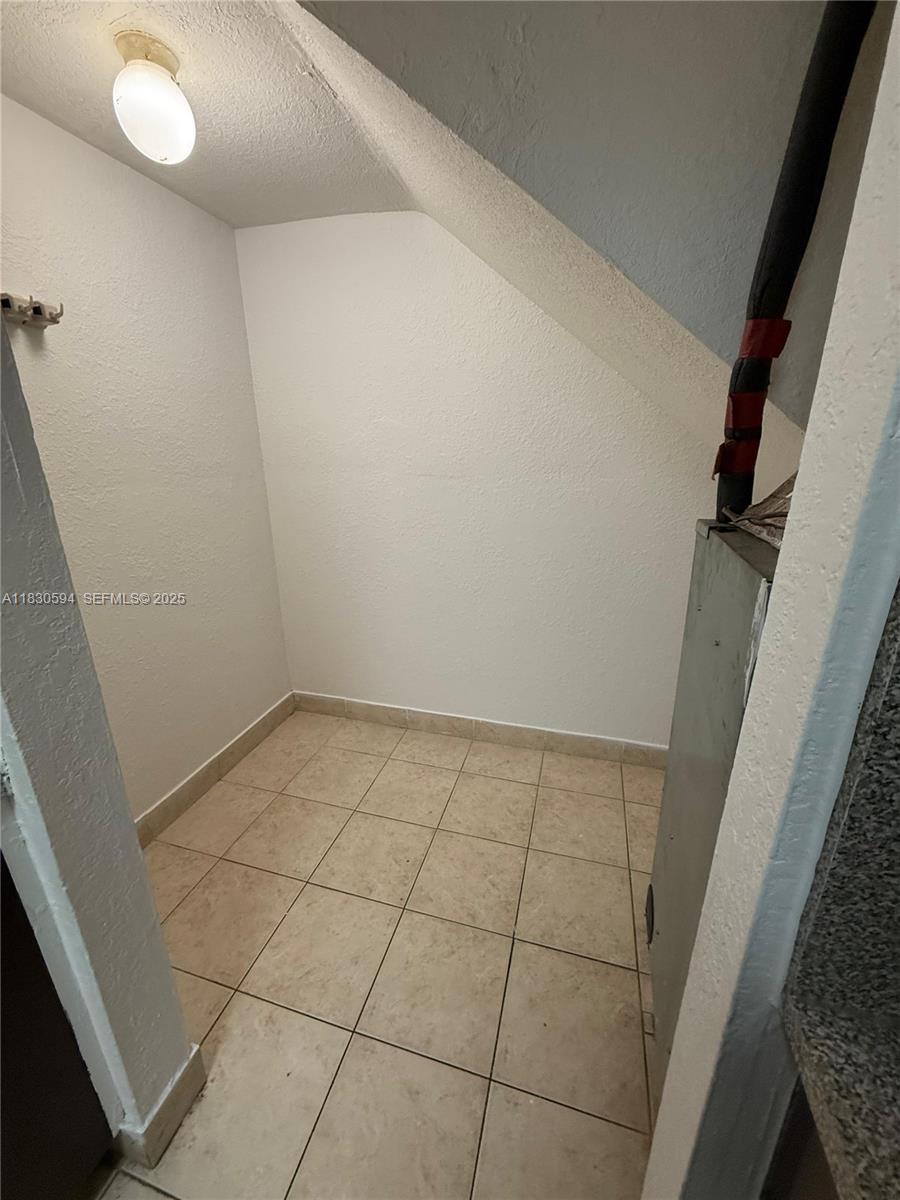 84b12bae-5555 1305 W 53rd St # 406, Hialeah FL 33012 — #A11830594