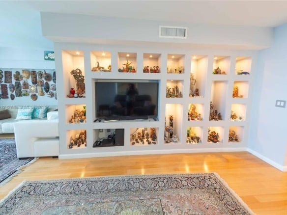18911 Collins Ave # 2004, Sunny Isles Beach FL 33160 — #A11831912