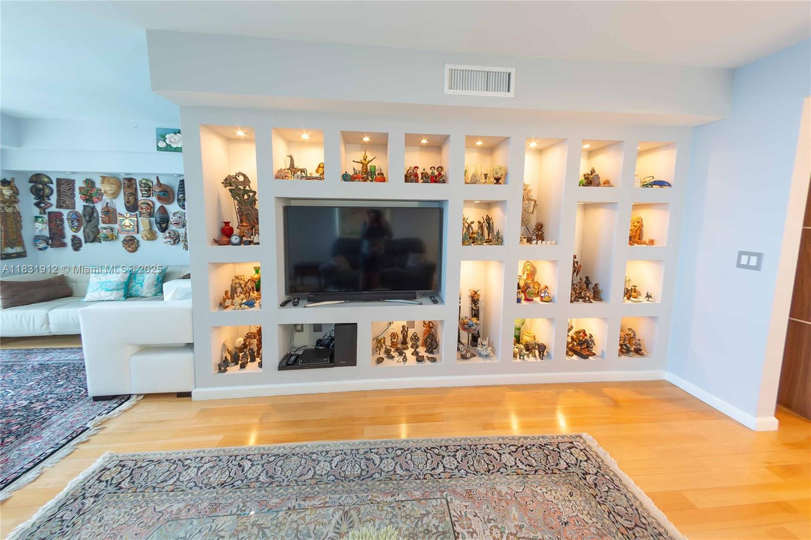 18911 Collins Ave # 2004, Sunny Isles Beach FL 33160 — #A11831912
