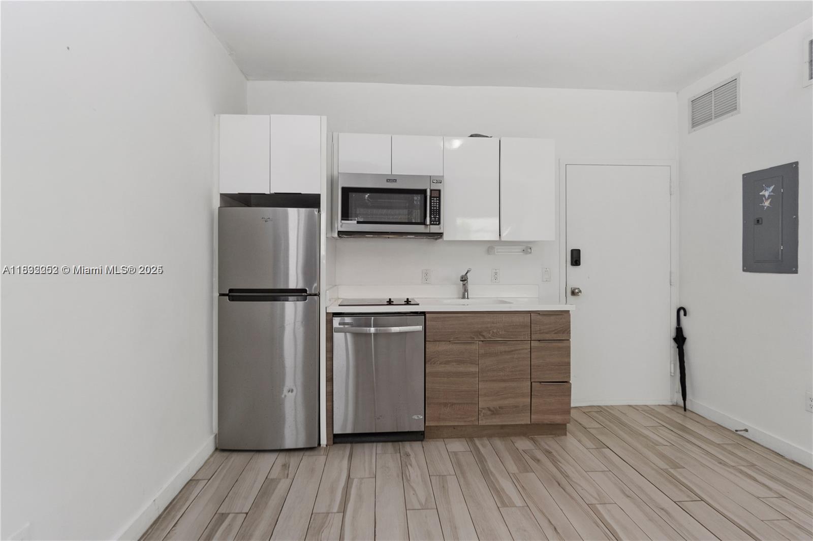 1560 Meridian Ave # 108, Miami Beach FL 33139 — #A11832252
