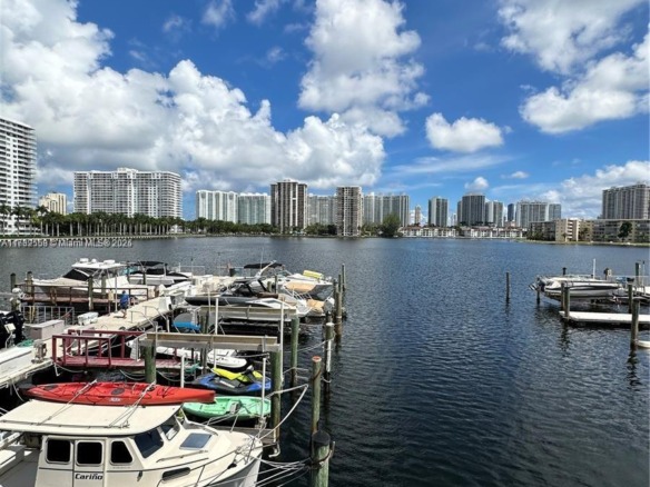 18031 Biscayne Blvd, Aventura FL 33160 — #A11732558