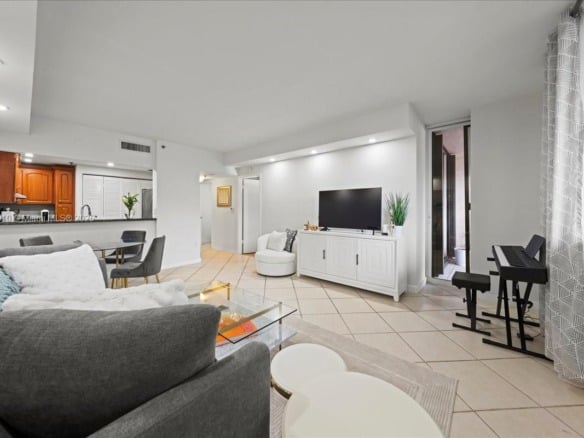 540 Brickell Key Dr # 412, Miami FL 33131 — #A11832910