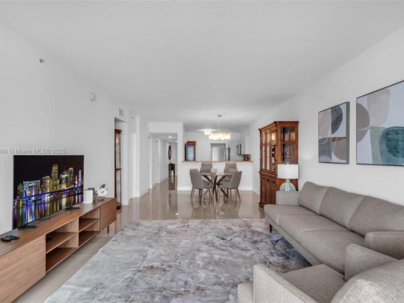 18100 N Bay Rd # 709, Sunny Isles Beach FL 33160 — #A11834660