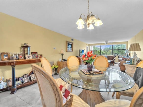 10400 NW 30th Ct # 305, Sunrise FL 33322 — #A11835561