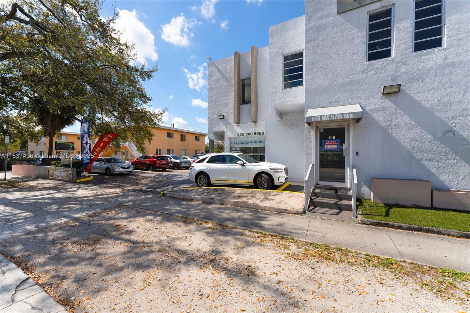 84b12bae-5744 516 NW 57th Ave, Miami FL 33126 — #A11837406