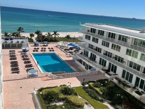 5401 Collins Ave # 514, Miami Beach FL 33140 — #A11838362