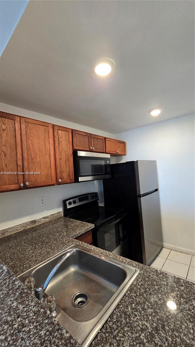 84b12bae-5779 498 NW 165th St Rd # 407, Miami FL 33169 — #A11838732