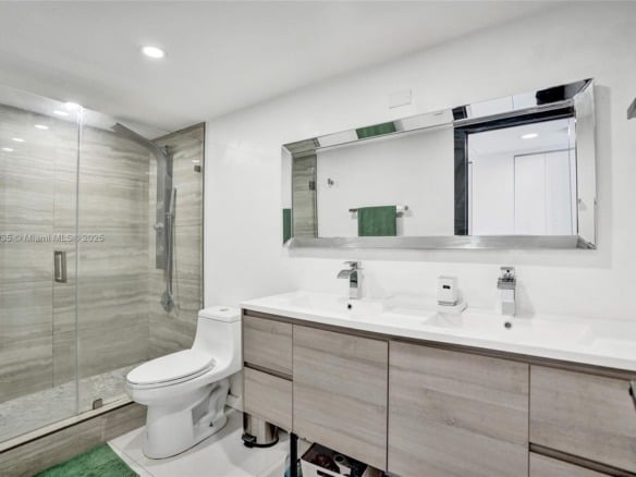 11111 Biscayne Blvd # 1915, Miami FL 33181 — #A11839935