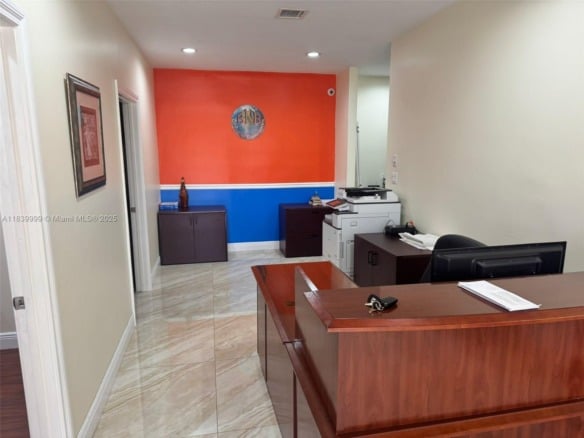 5300 NW 12th Ave # 12, Fort Lauderdale FL 33309 — #A11839999